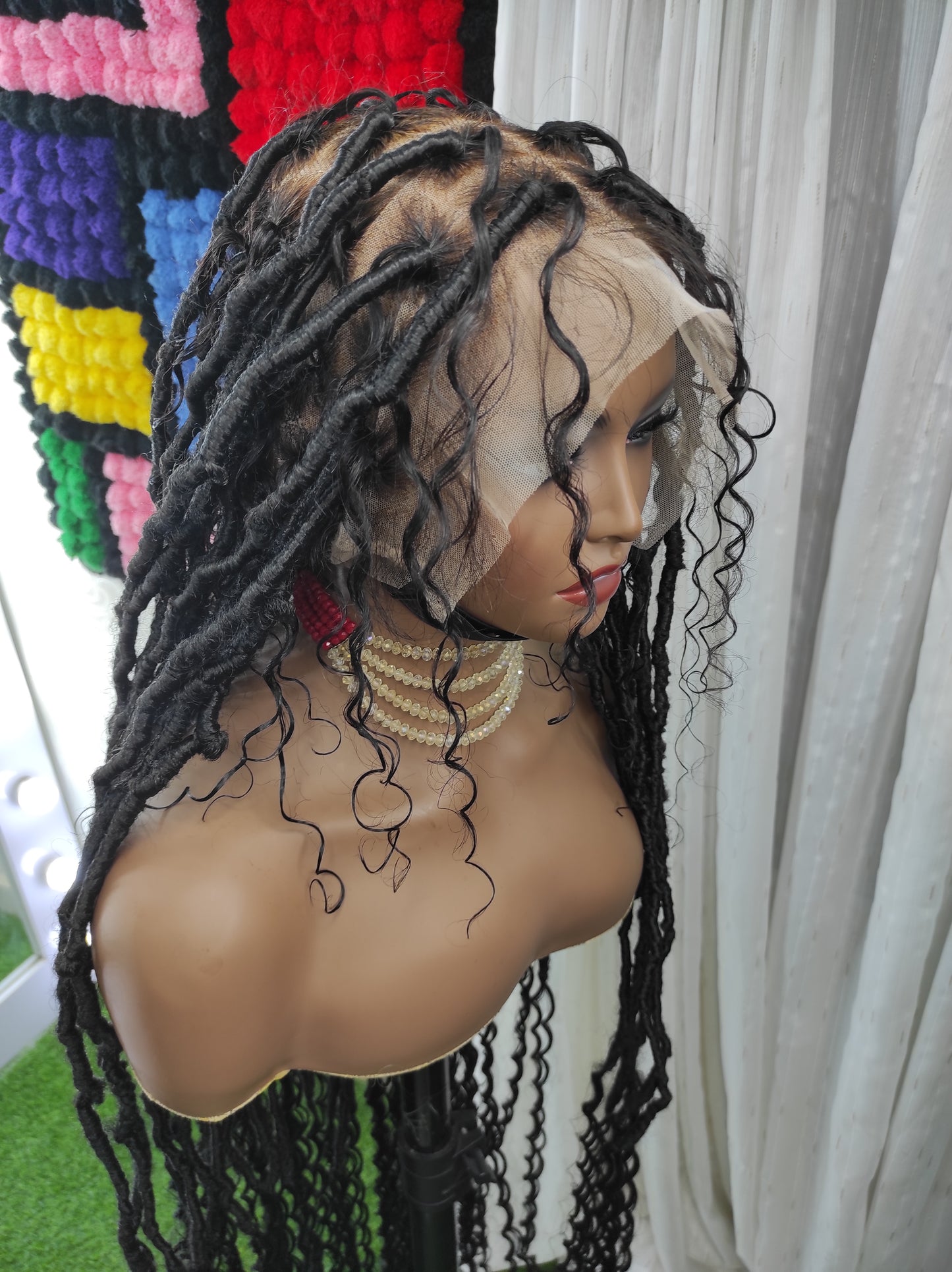 Perruques en dentelle intégrale AMIRA LOCS