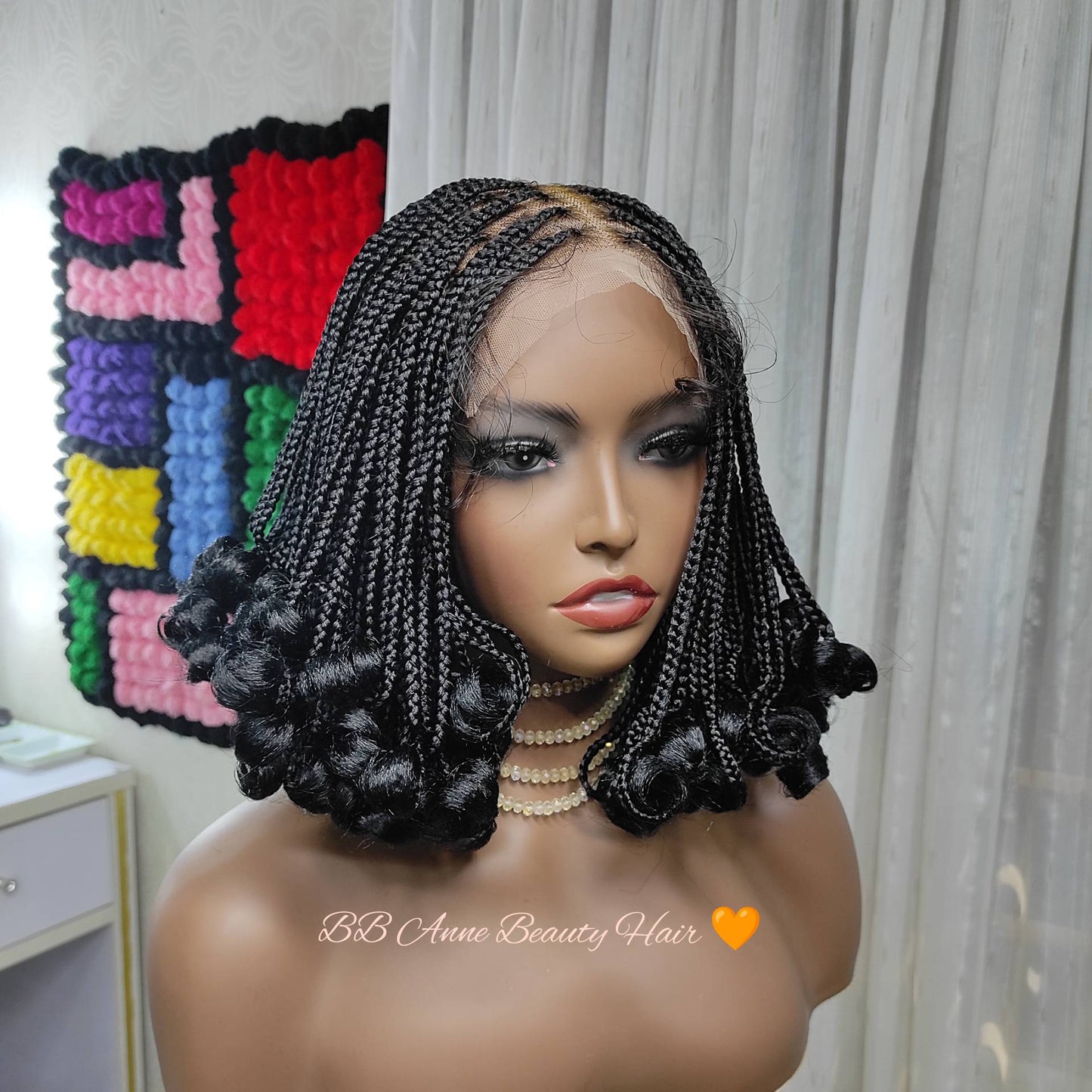 JENNA BOB KNOTLESS WIG | Closure