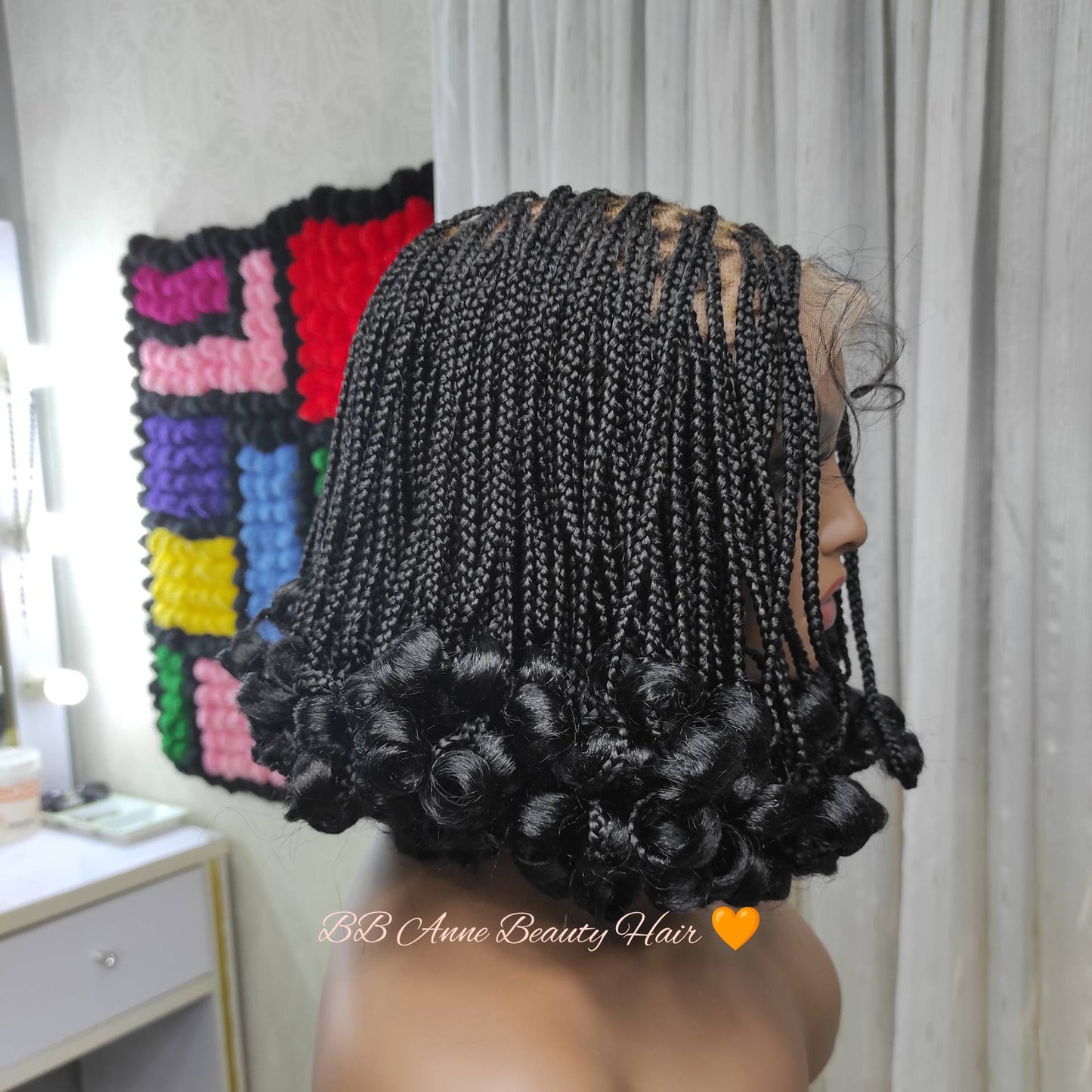 JENNA BOB KNOTLESS WIG | Closure