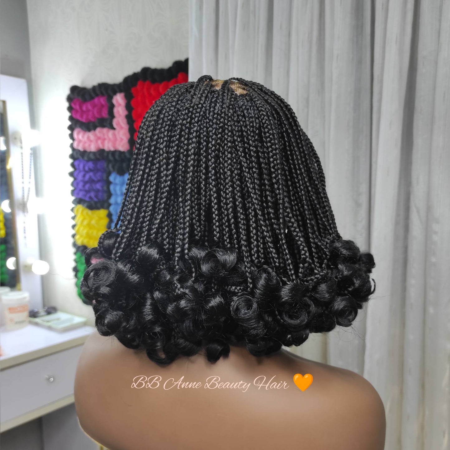 JENNA BOB KNOTLESS WIG | Closure