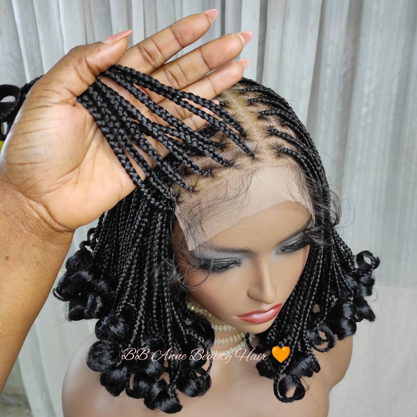 JENNA BOB KNOTLESS WIG | Closure