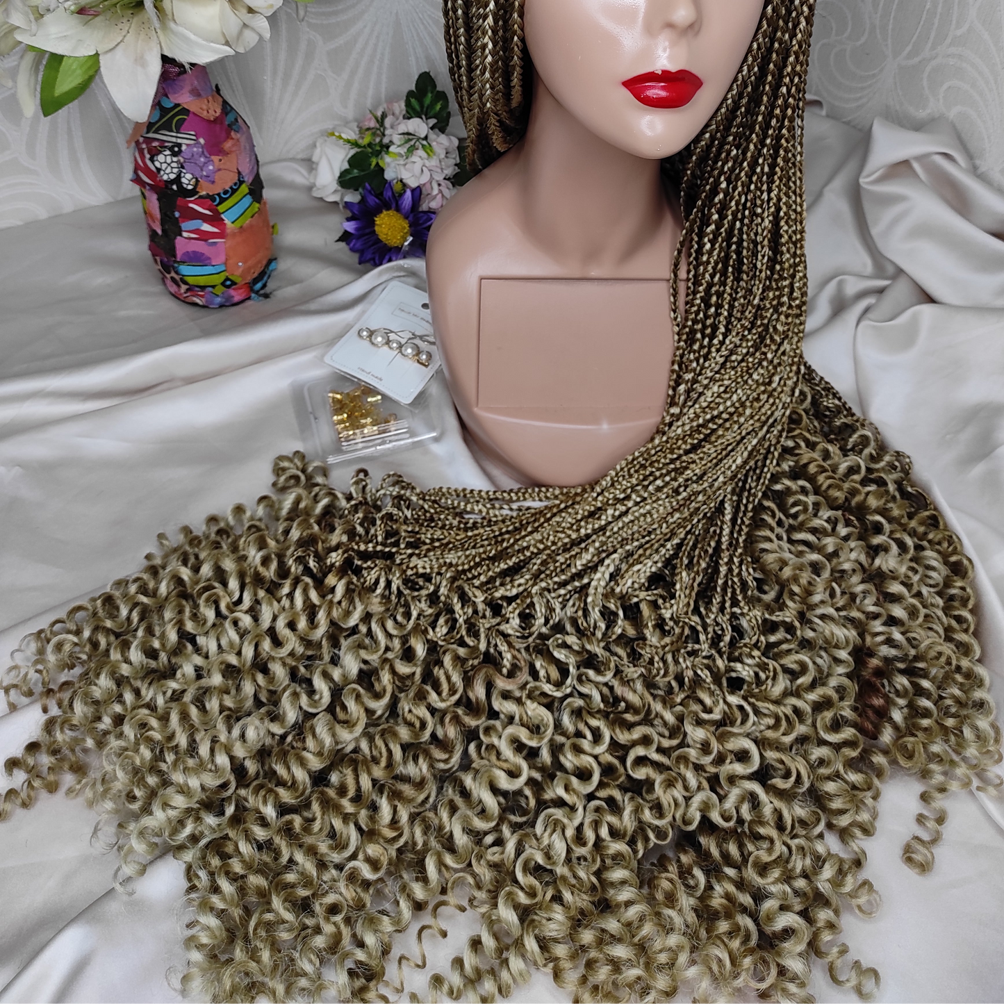 QUEEN A CORNROW CURLY WIG | Closure unit