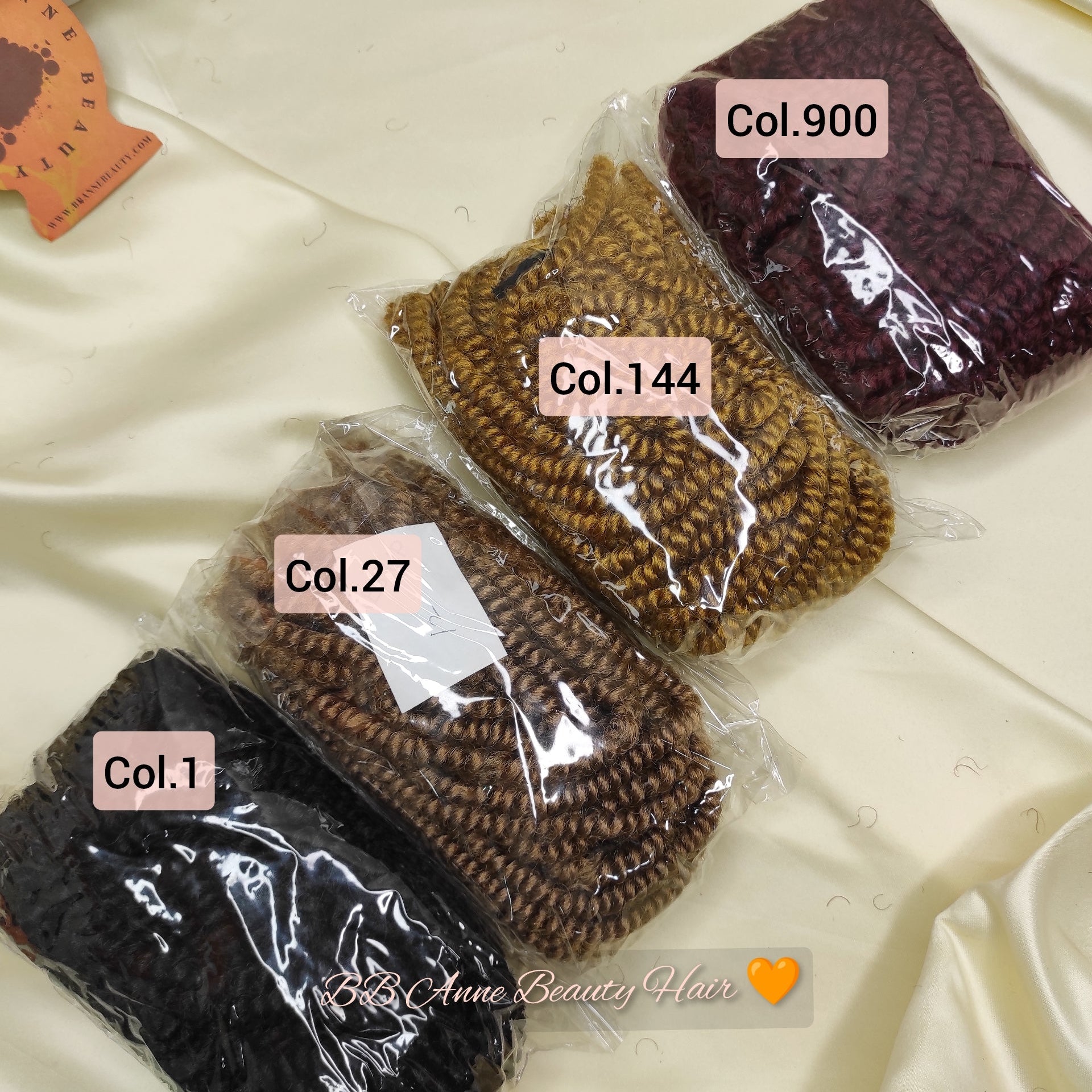 kinky crochet twists color 1, color 27, color 144 and color 900